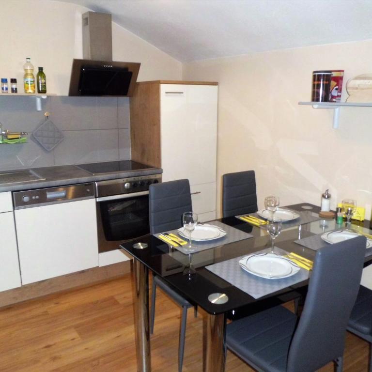 Haus Marina inklusive gratis Eintritt Alpentherme - Apartamento de 1 dormitorio - 5