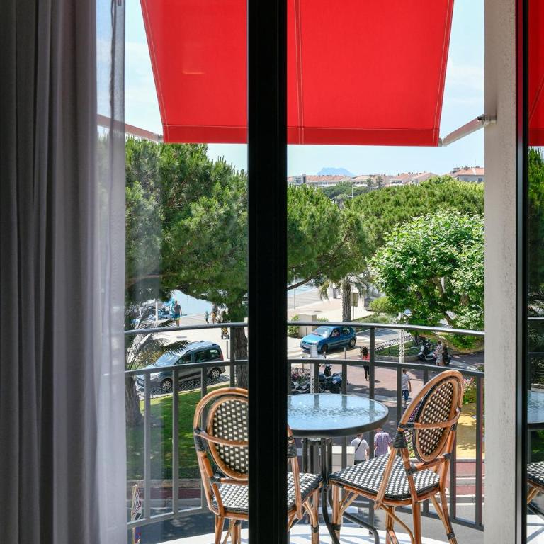 Hôtel Restaurant le Touring - Chambre Double Supérieure - Vue sur Mer - 2