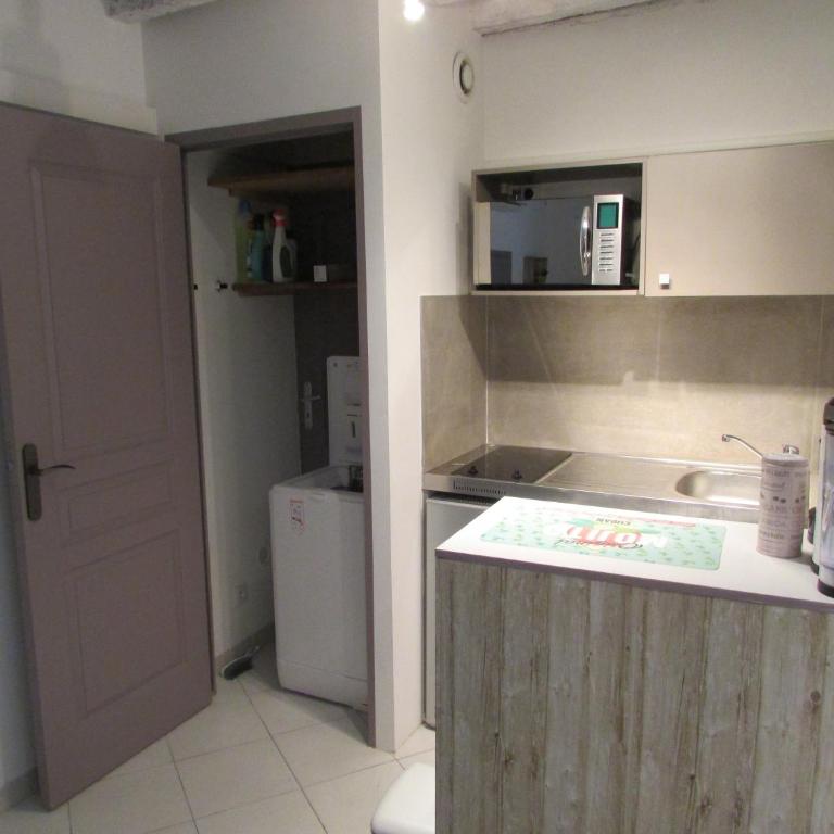 Studio typique et cosy climatise. - Appartamento Monolocale - 27