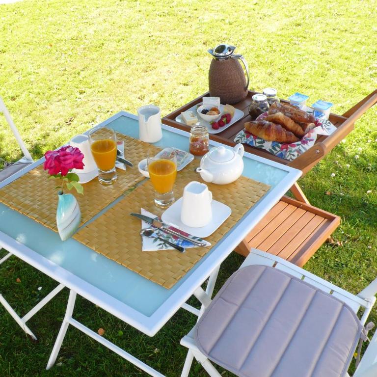 Les Paridés - Chambre Double avec Sauna et Accès au Jardin - 5