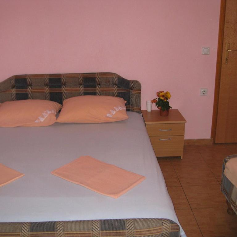 Apartments Milka - Studio with Terrace (3 Adults) - 6