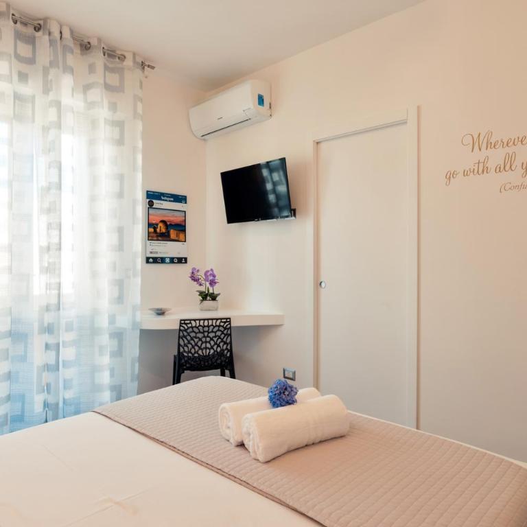 Coral Bay Charming House - Camera Matrimoniale Deluxe con Balcone - 10