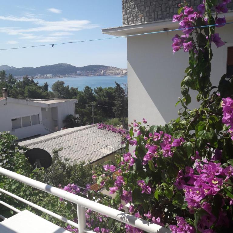 Apartments Vretenicic - One-Bedroom Apartment with Terrace - 5