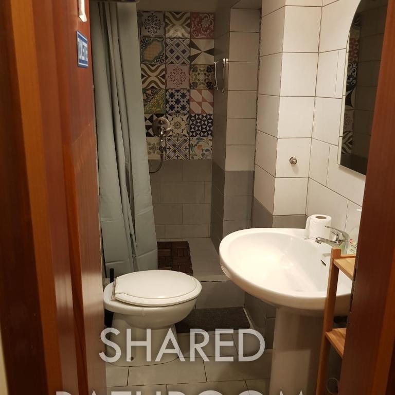 Dreaming of Naples - Double or Twin Room with Shared Bathroom - 3