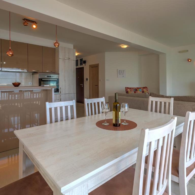 Apartments Villa Adriatic - Deluxe Apartment - 13