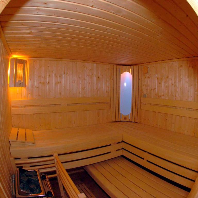 Weingut Winzerhof Gästezimmer Grebenz - Deluxe Zimmer (2 Erwachsene & 1 Kind) - 1