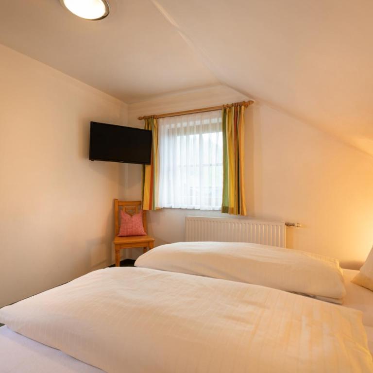 Ferienhof Nasnergut - Doppelzimmer - 2
