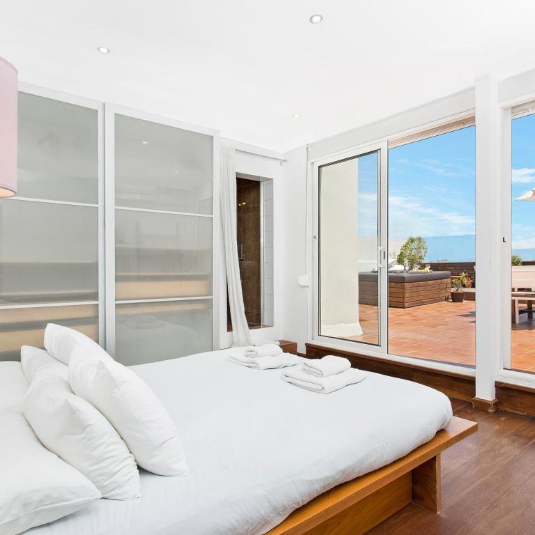 Atic Barcelona - Two-Bedroom Apartment - 11