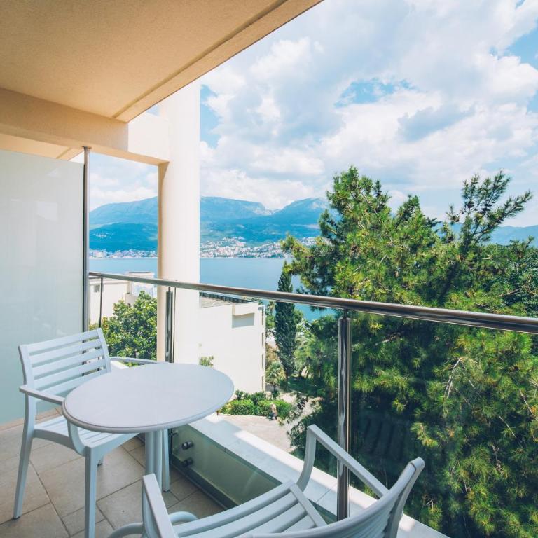 Iberostar Waves Herceg Novi All Inclusive - Double Room with Side Sea View - 2