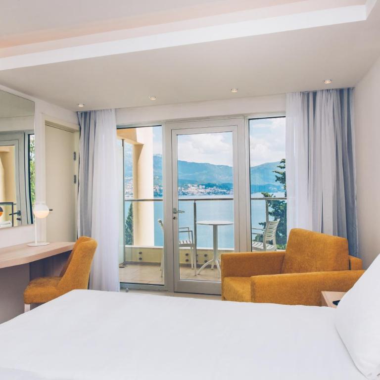 Iberostar Waves Herceg Novi All Inclusive - Double Room with Side Sea View - 3
