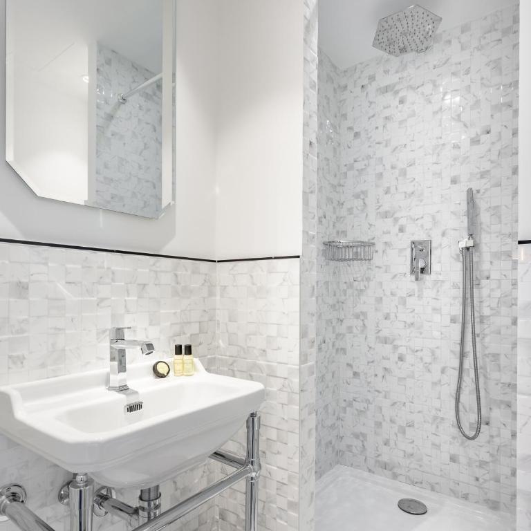Hôtel Clarisse - Chambre Double Classique - 13