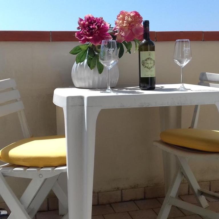 Appartamenti Giovannelli - Appartamento con 2 Camere da Letto e Balcone - 1