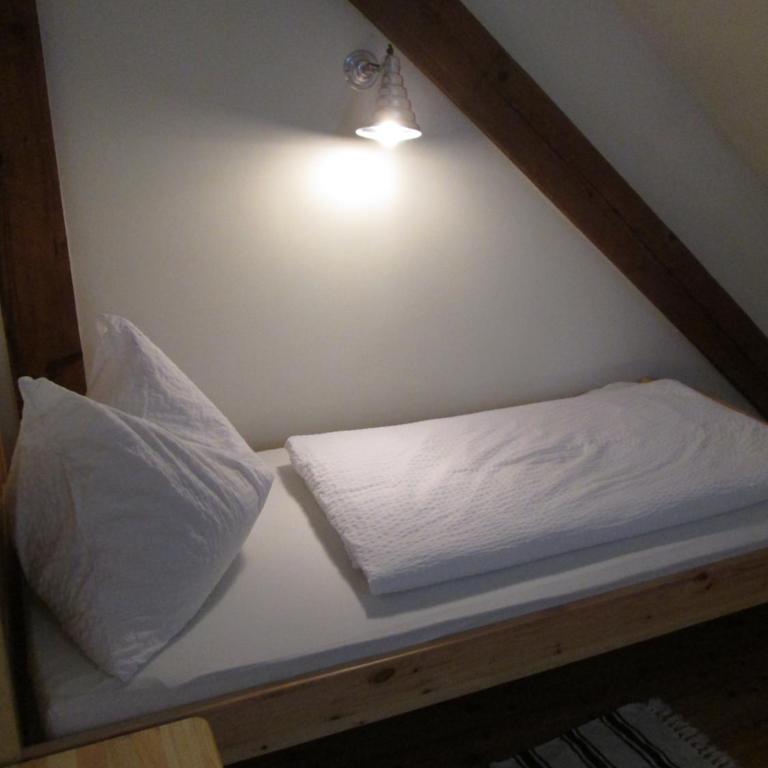 Schloss Manndorf Gästehaus - Apartment mit 2 Schlafzimmern - Dachgeschoss - 9