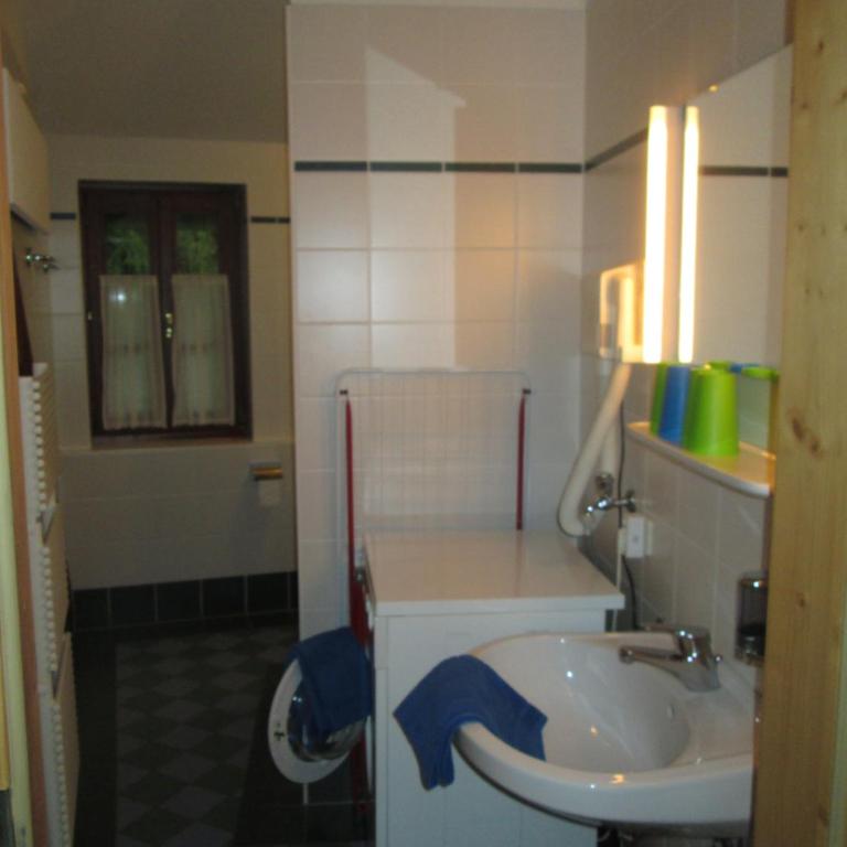 Schloss Manndorf Gästehaus - Apartment mit 2 Schlafzimmern - Dachgeschoss - 3