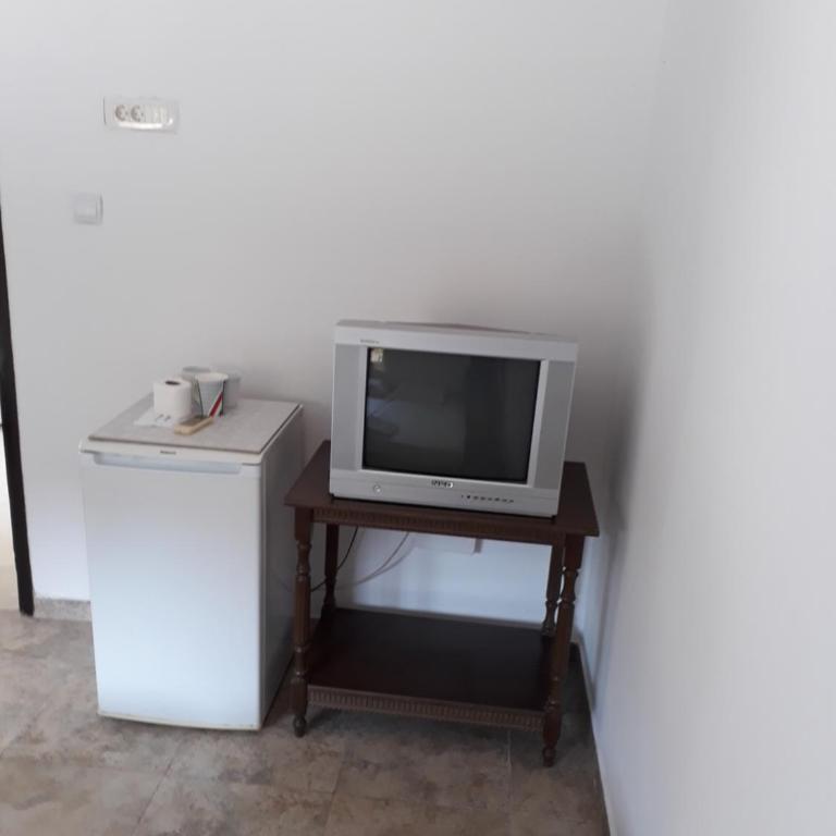 Guest House Sandra - Triple Room with Bathroom - 3