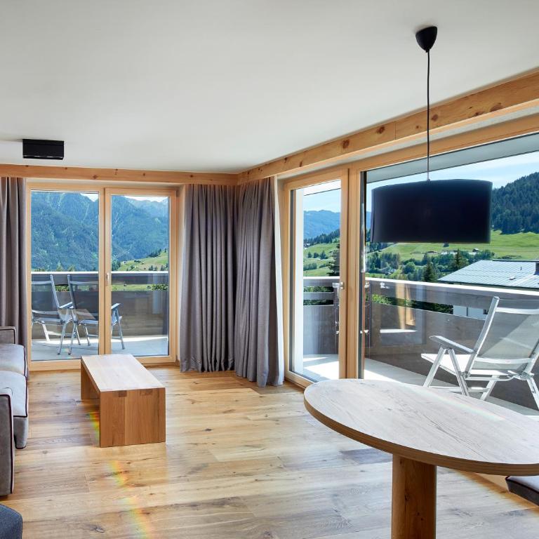 Hotel Tirol Fiss 4Sterne Superior - Suite avec Balcon - 3