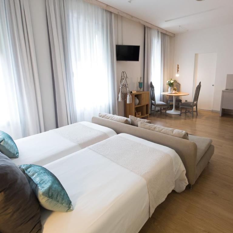 Hotel Catalina - Suite Junior con vistas - 2