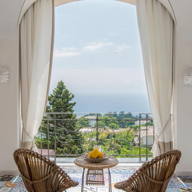 Capri Tiberio Palace - The Leading Hotels of the World - Junior Suite con Terrazza - 1