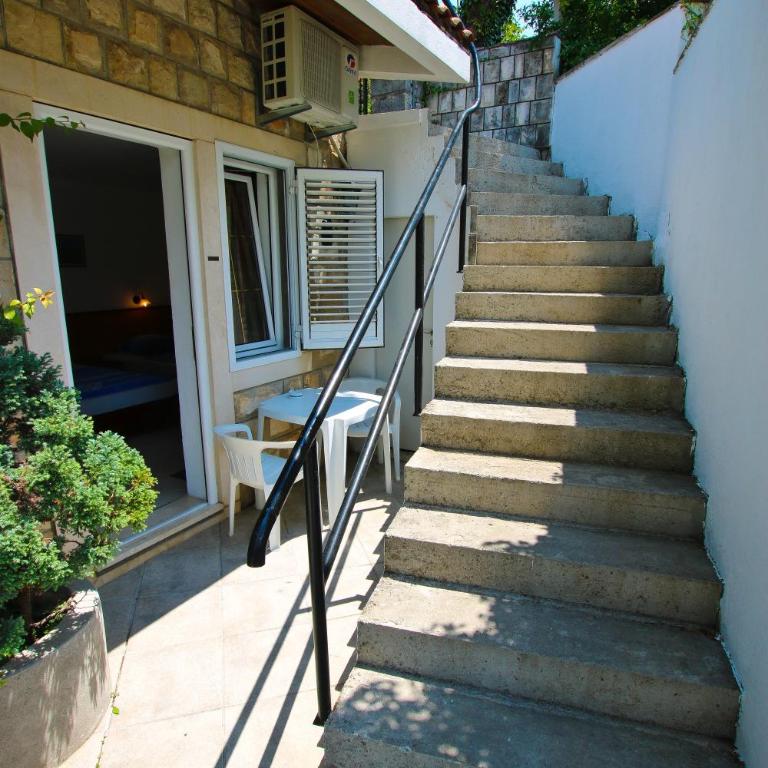 Guest House Saga - Budget Studio - 6