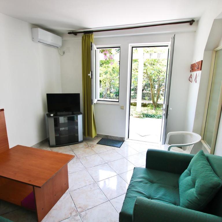 Guest House Saga - King Studio with Sofa Bed - 6
