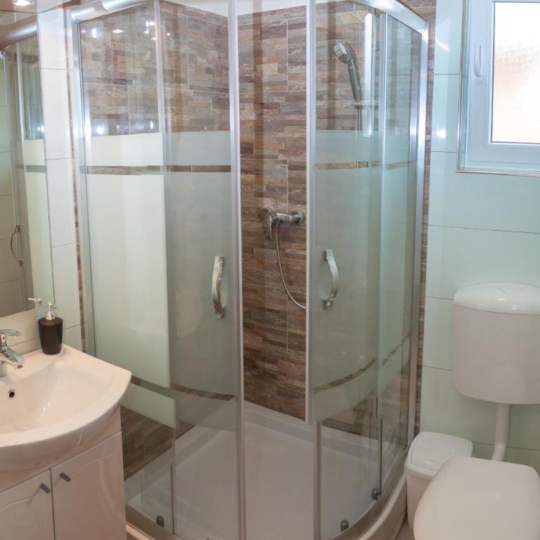 Villa Maja - Deluxe Double or Twin Room - 16