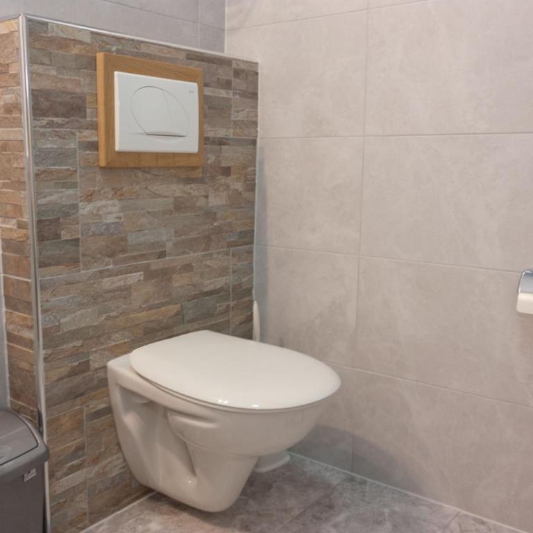 Villa Maja - Standard Triple Room - 13