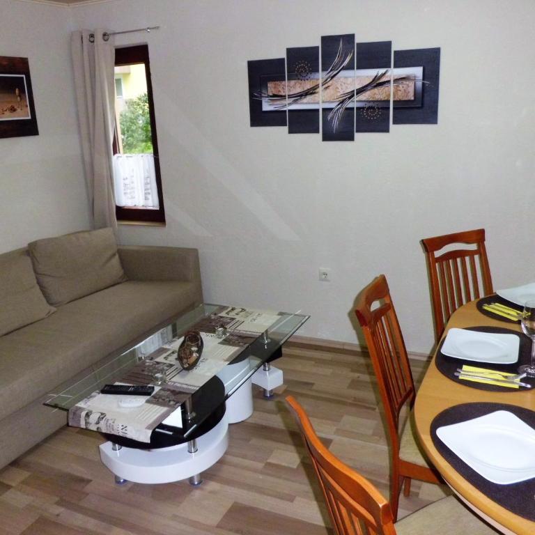 Haus Marina inklusive gratis Eintritt Alpentherme - Apartamento - Planta baja - 10