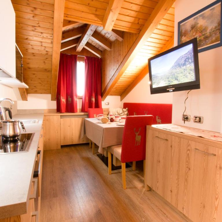 Residence Villa Artic - Appartamento con 2 Camere da Letto e Balcone - 7