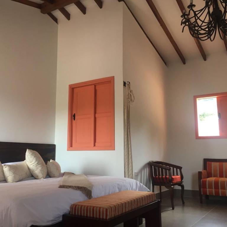 Hotel Saval Jerico - Habitación Doble Deluxe con bañera de hidromasaje - 1 o 2 camas - 5