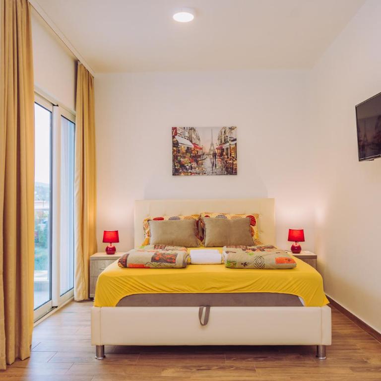 Apartments Krstovic - Studio - 5