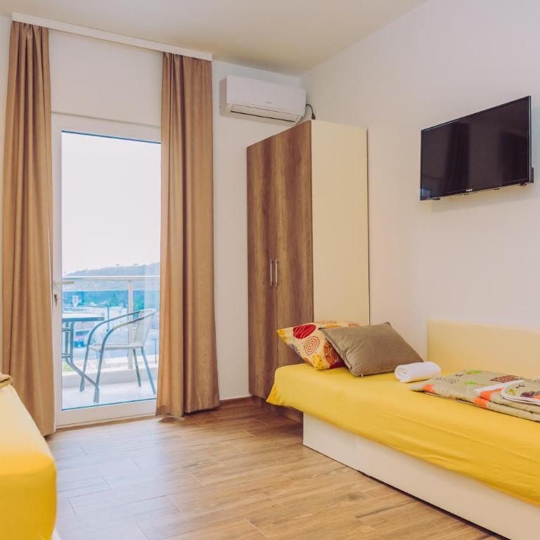 Apartments Krstovic - Studio - 2