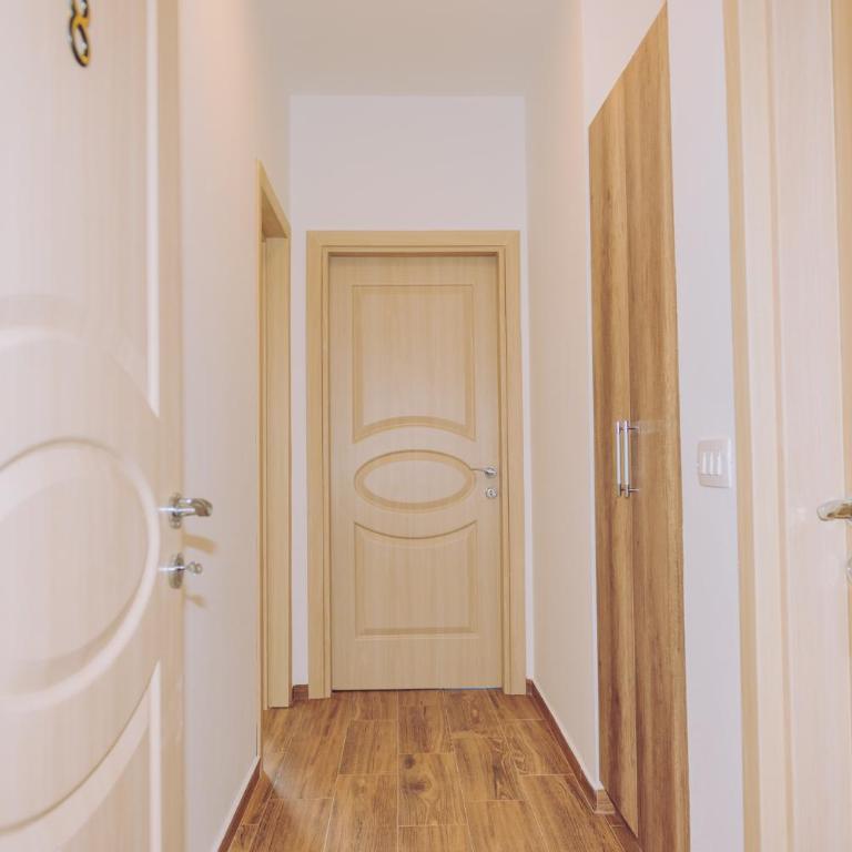 Apartments Krstovic - Porodični Studio - 2