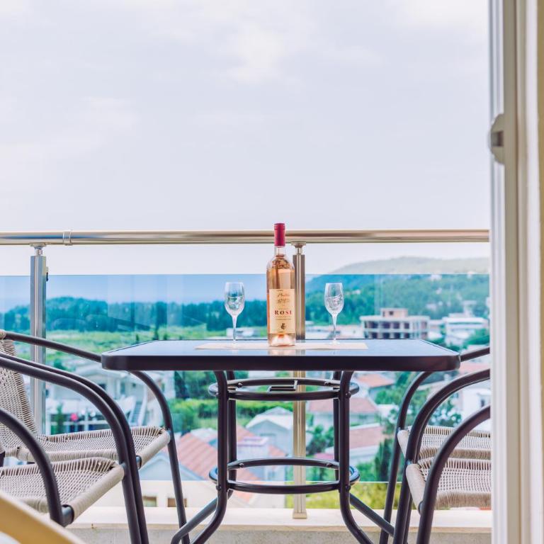 Apartments Krstovic - Porodični Studio - 8