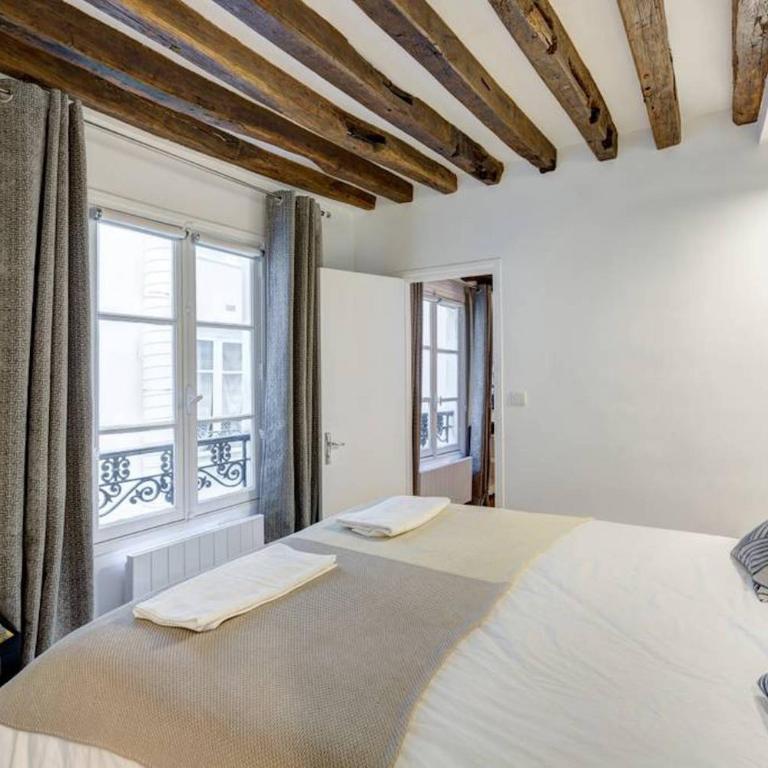 Historic Paris Apartment Steps from Notre Dame and Louvre - Limited Offer - Appartement 1 Chambre - Non-Fumeurs - 14