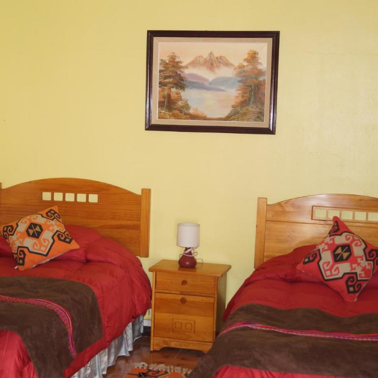 Hostal Intipara - Habitación Doble con baño privado - 2 camas - 2
