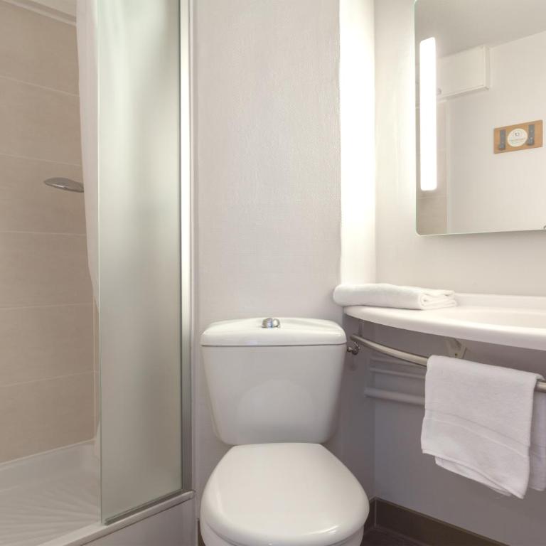 B&B HOTEL CHAMBERY La Cassine - Chambre Double - Non-Fumeurs - 4