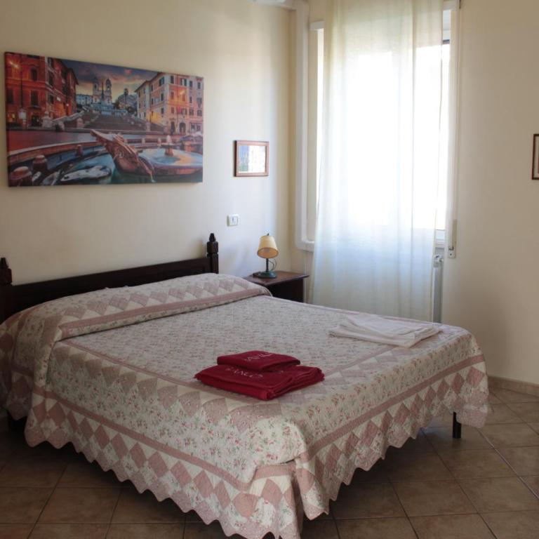Ianus Guest House - Deluxe Quadruple Room - 4