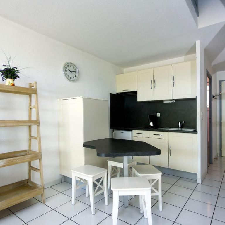 Duplex T3 2 étoiles bord de lac 65mcarrés - Apartment - auf 2 Etagen - 11