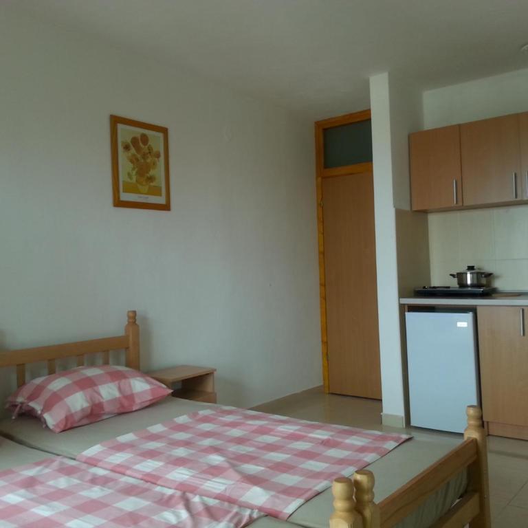 Apartments Nurkovic - Apartment with Sea View - 3
