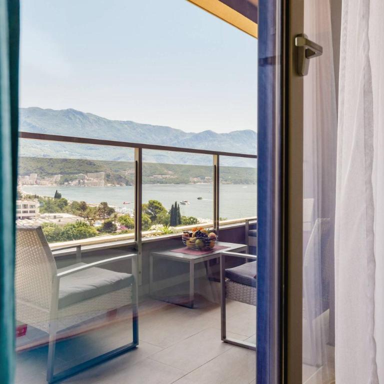 Lux Apartments Harmonia - Apartment with Sea View - 17