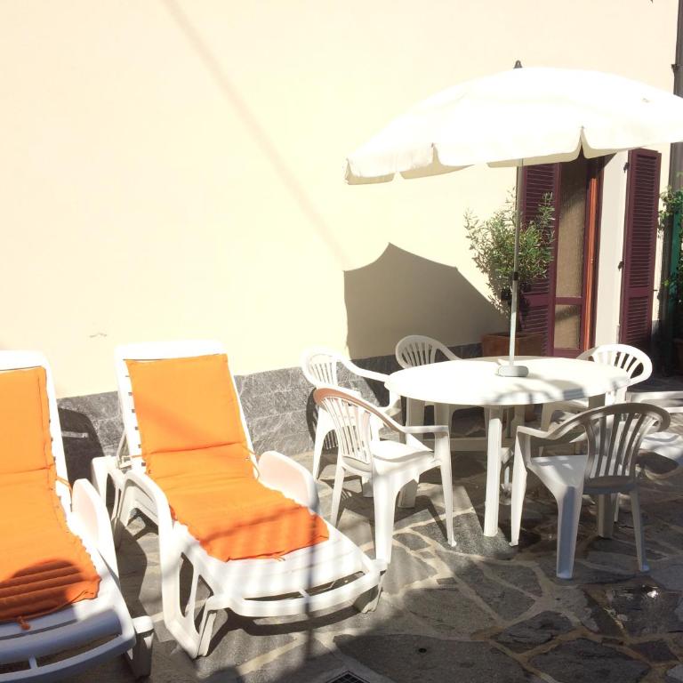 Casa Lorenzo - Appartamento con 2 Camere da Letto e Patio - 1