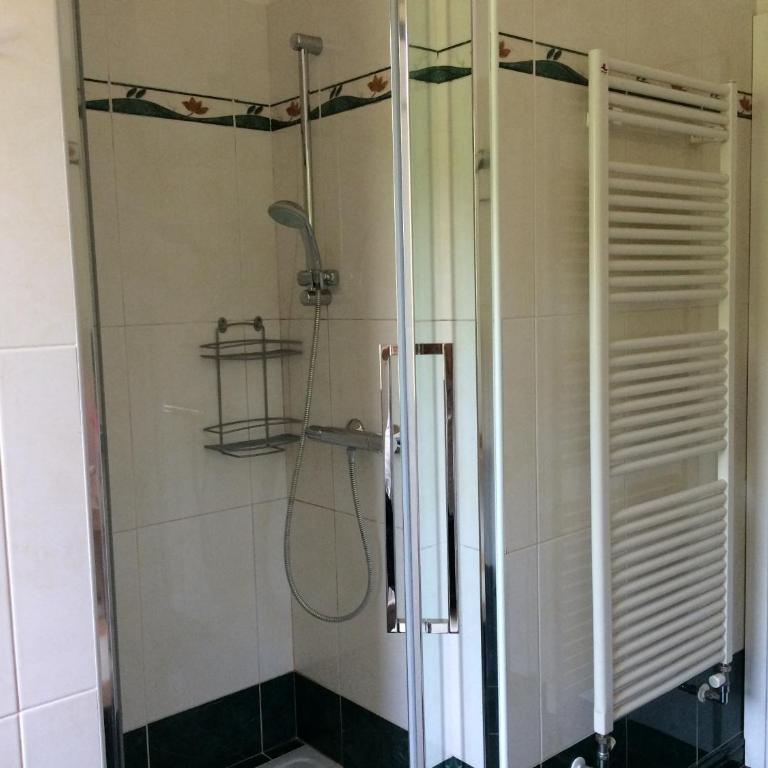 Casa Lorenzo - Appartamento con 2 Camere da Letto e Patio - 6