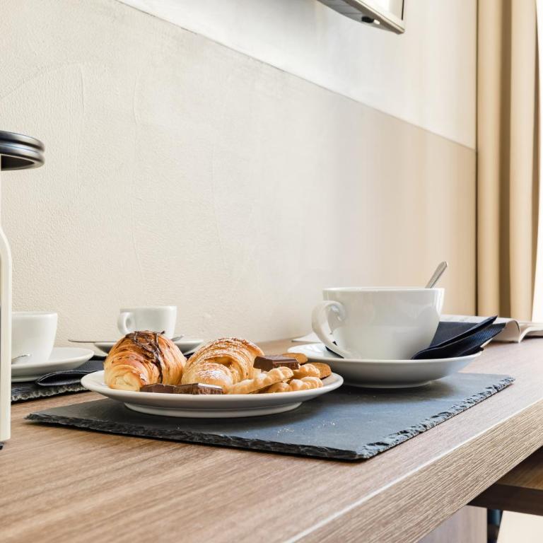 A World Aparts - Barberini Boutique Hotel - Superior Double Room - 19