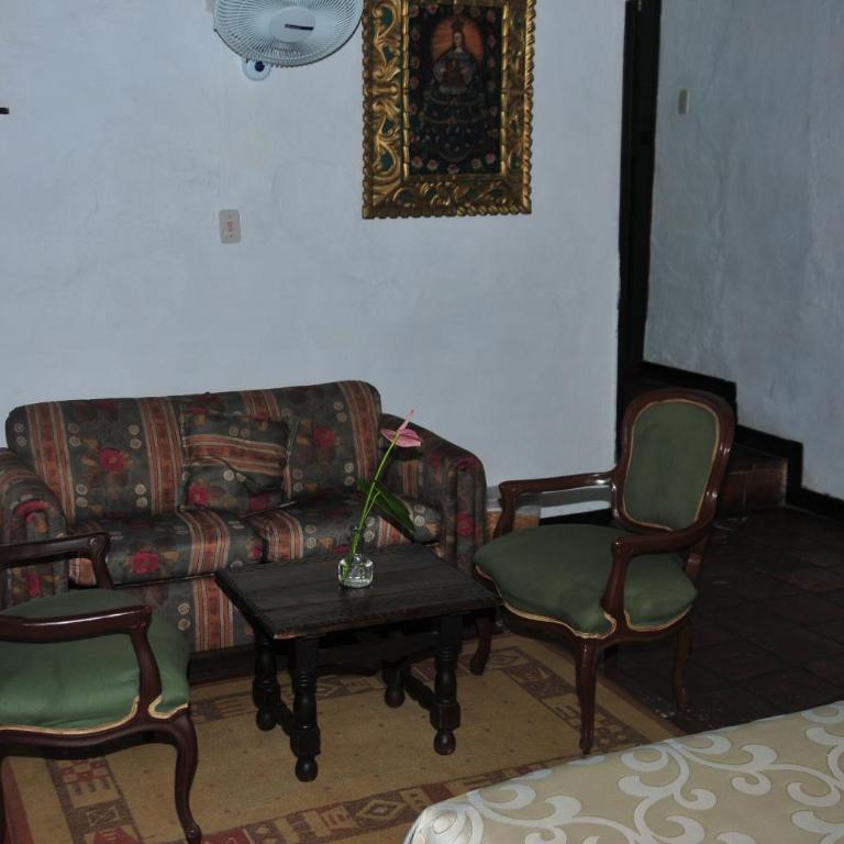 Hotel Mision Santa Barbara RNT 4799 - Habitación Superior - 8