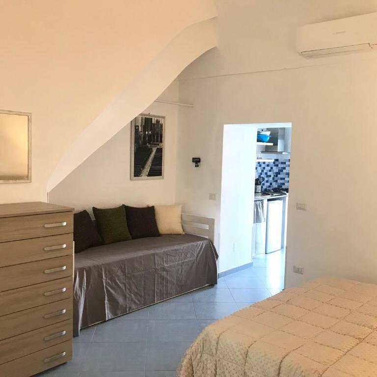 IMMOBILEVANTE - LUISA - Appartamento con 1 Camera da Letto, Balcone e Vista Mare - 19