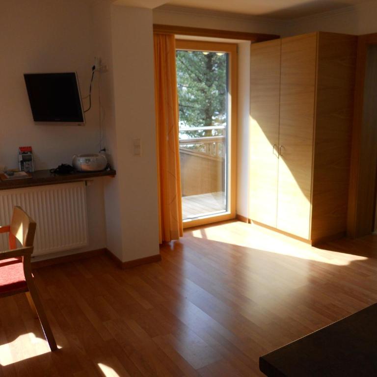 Ferienwohnung Maierhofer - Apartment mit 2 Schlafzimmern und Balkon - 15