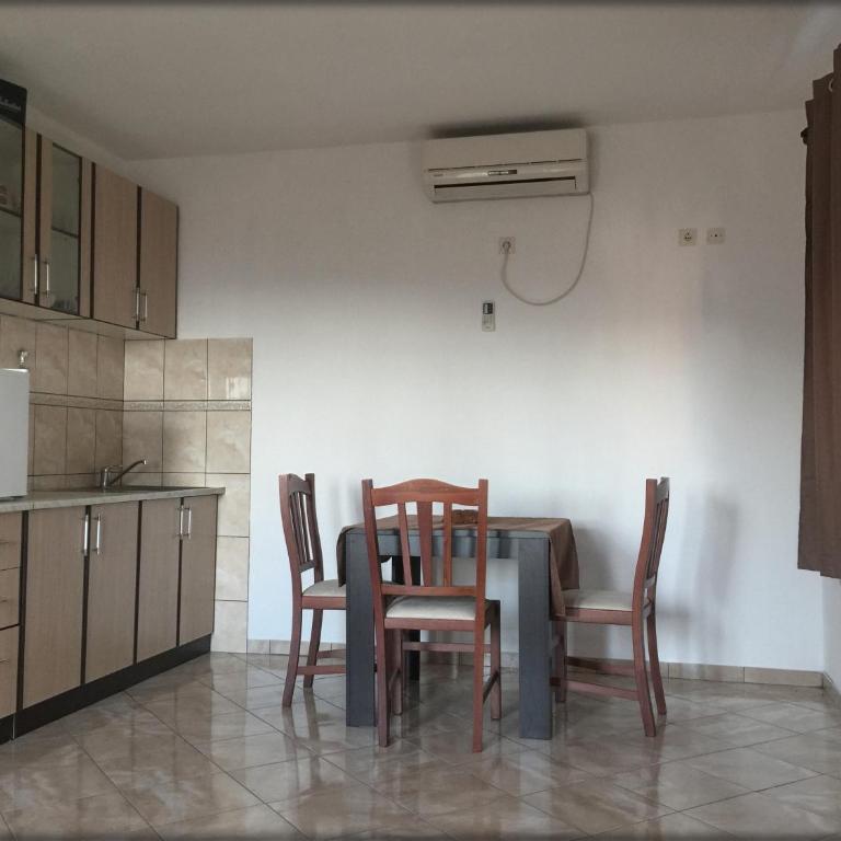 Apartmani Labovic - Apartment - 2