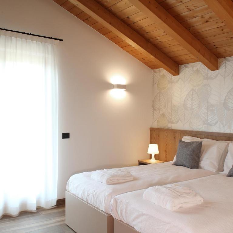 Agriturismo Maso Miri - Camera Matrimoniale/Doppia con Letti Singoli con Balcone - 4