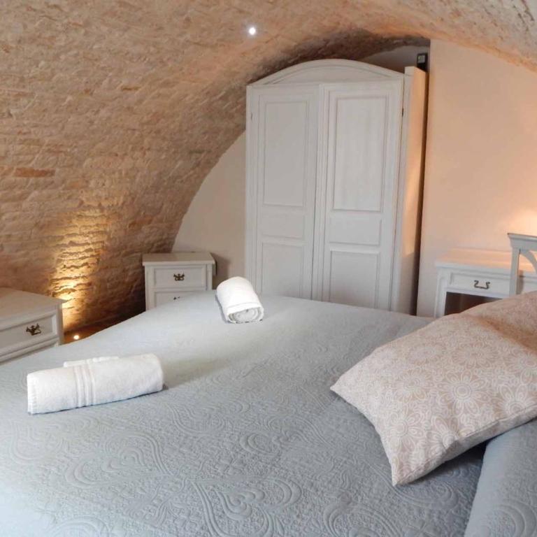 Trulli MADIA Luxury Alberobello - Suite Trullo con Vasca Idromassaggio - 42