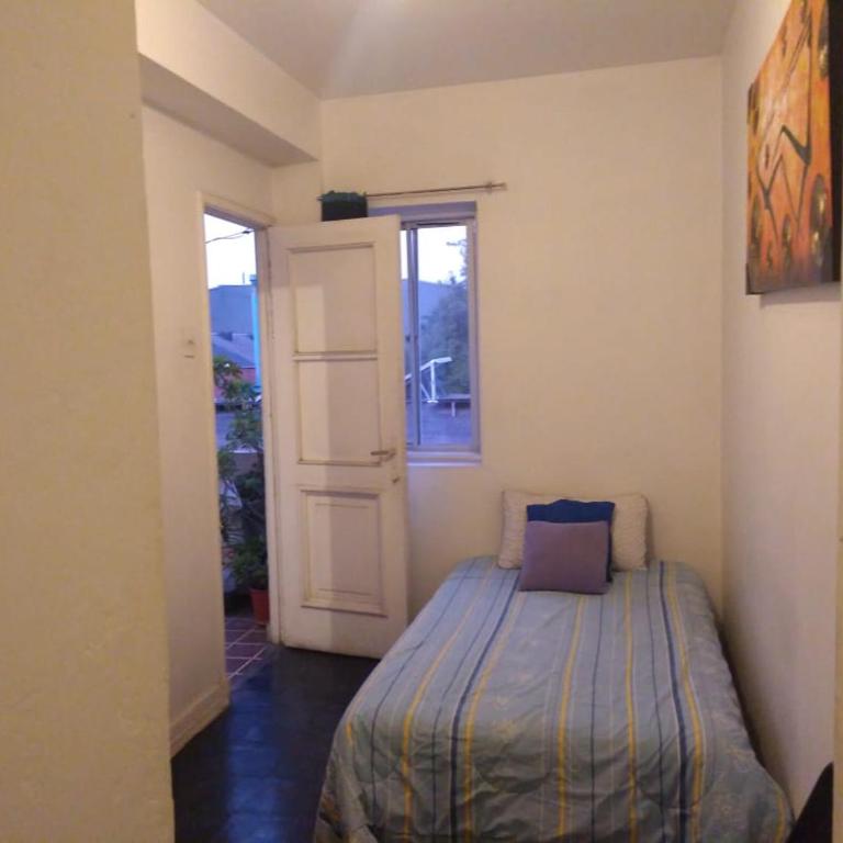 Hospedaje Mancora - Habitación Doble con baño compartido - 1 o 2 camas - 9
